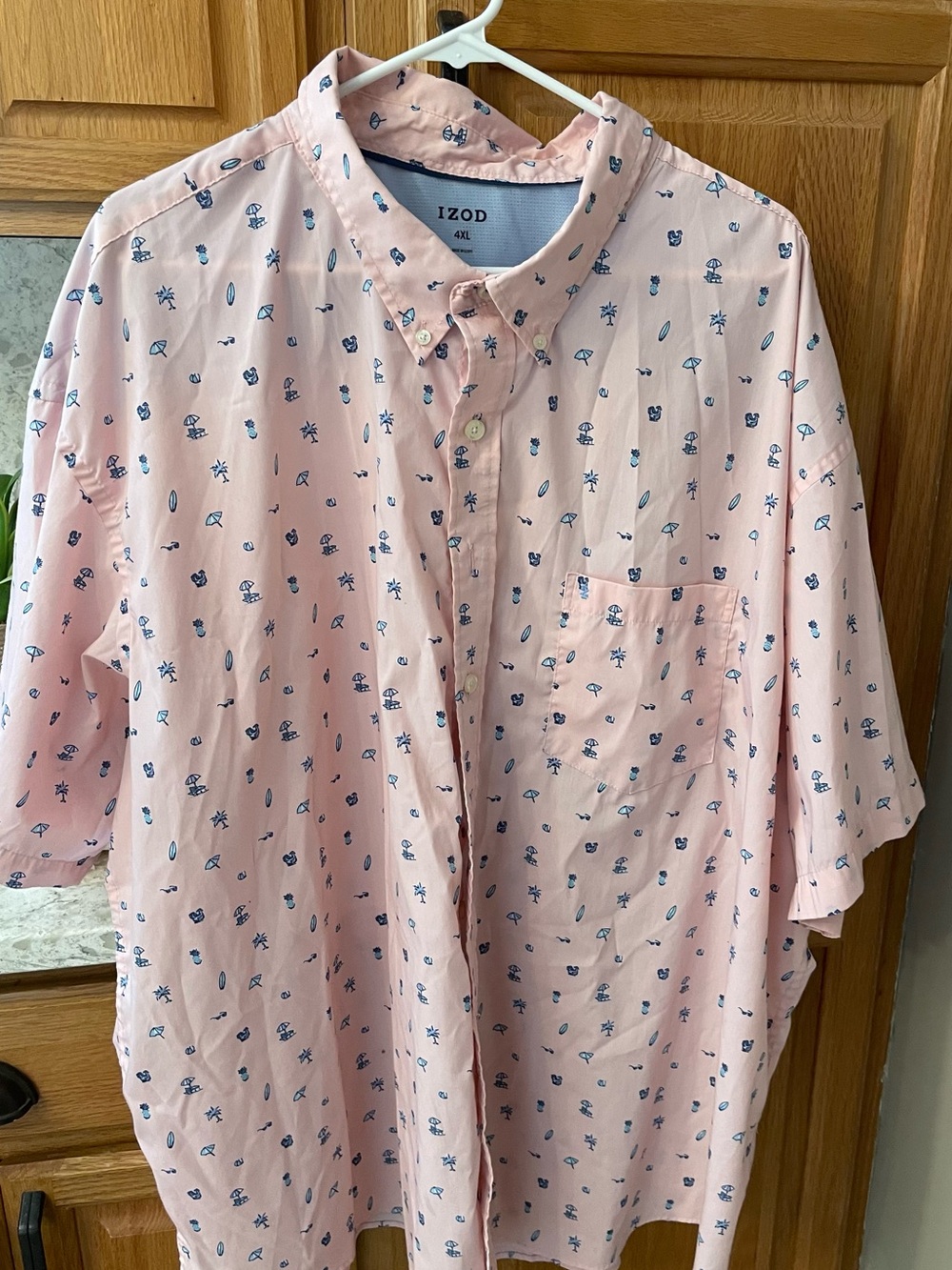 Izod Men’s Light Pink Short-Sleeve Button-Down with Navy Micro Print